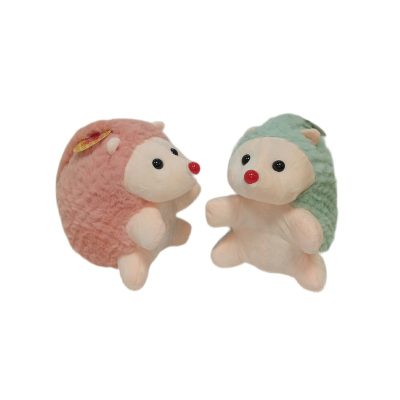 021421-21 Ёж сидит